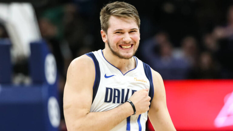 NBA: Dallas Mavericks at Minnesota Timberwolves