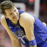 hi-res-aba016af075bc28bd057e167edff136d_crop_north