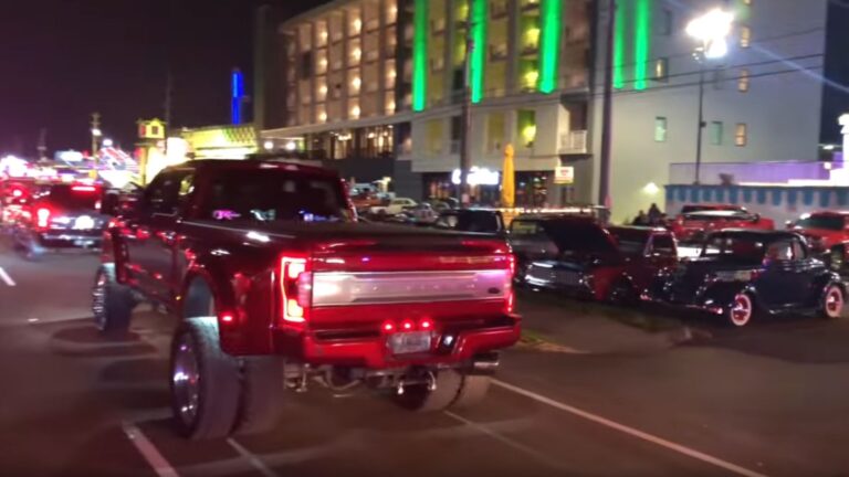 Petition-Seeks-To-Ban-Pigeon-Forge-Rod-Run-2