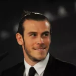 Gareth-Bale-Signs-New-Contract-at-Real-Madrid