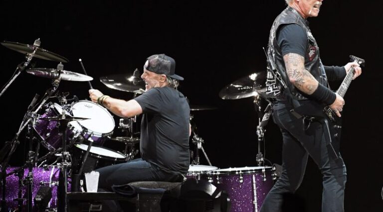 Metallica2022Getty800_11_22-aieHZ9-800x445