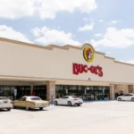 texas-bucees-building-sign