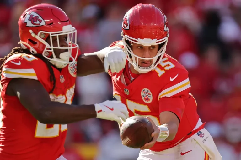 15-kansas-city-chiefs-fakes-982216062