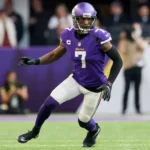 urn-publicid-ap-org-28207334aed80aa2ff85679a49ba1c12Vikings_Peterson_Football_36528