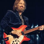 Tom_Petty_Live_in_Horsens_(cropped2)