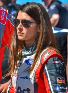 Danica_Patrick_-_2017_Camping_World_500_-_Driver's_Parade_on_Pit_Road