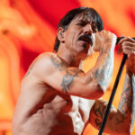 anthony-kiedis-red-hot-chili-peppers-gettyimages-1401612799-scaled-e1663927435127