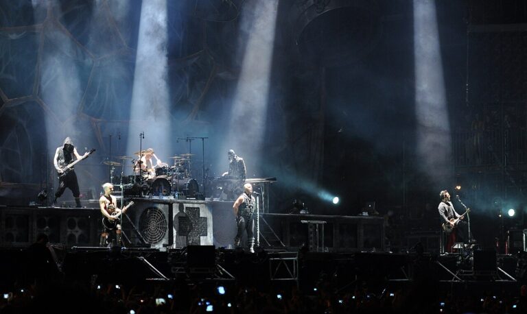 Rammstein_at_Wacken_Open_Air_2013_06