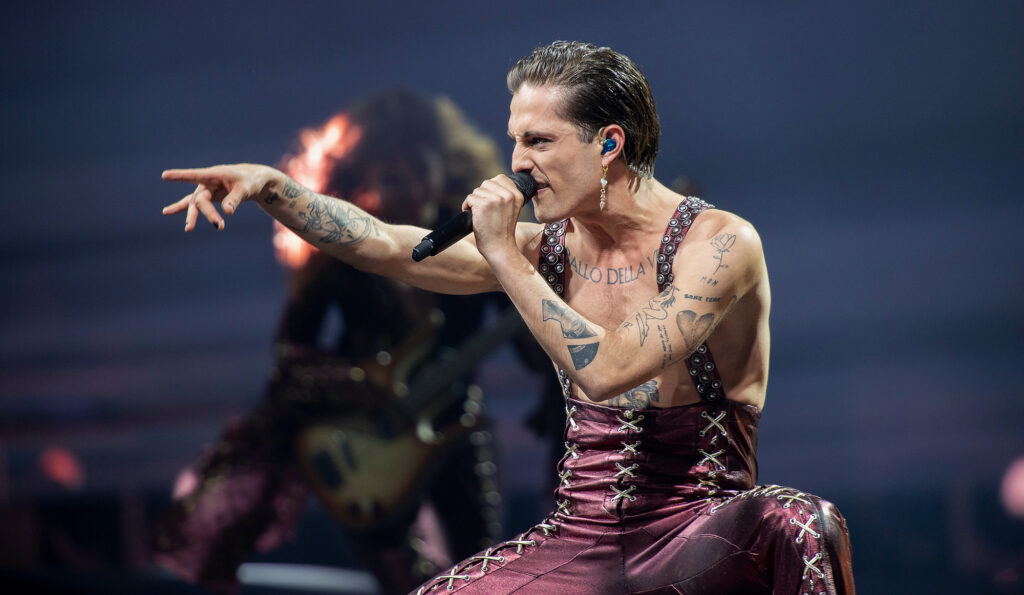 17-FACTS-ABOUT-MANESKINS-DAMIANO-DAVID