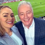 87611451-13658143-Laura_s_last_snap_saw_her_pose_with_former_footballer_Ally_McCoi-a-1_1721632647814